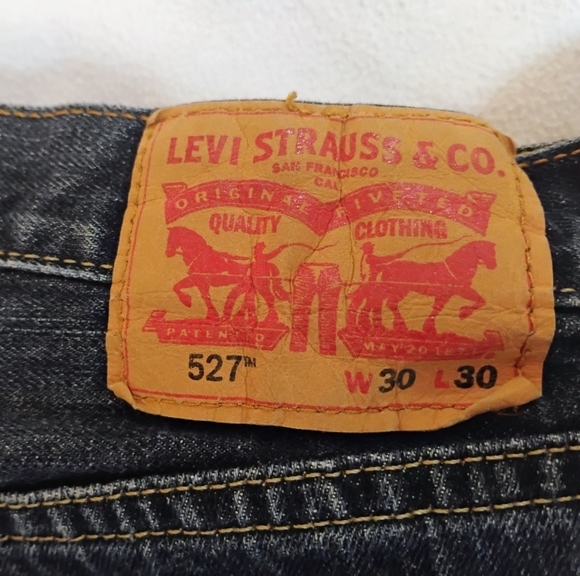 Classic Men's Straight Jeans in Deep Blue - Picture 9 of 12